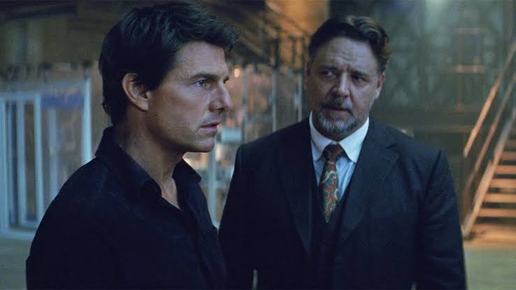 Tom Cruise and Russell Crowe in The Mummy 