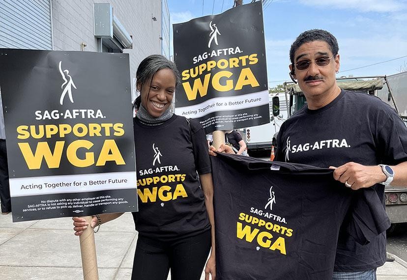 SAG-AFTRA in solidarity with the WGA