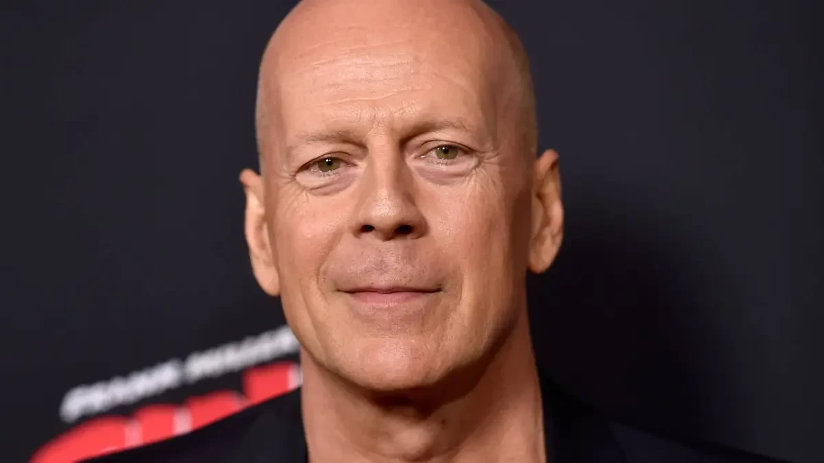 Bruce Willis is fond of automobiles