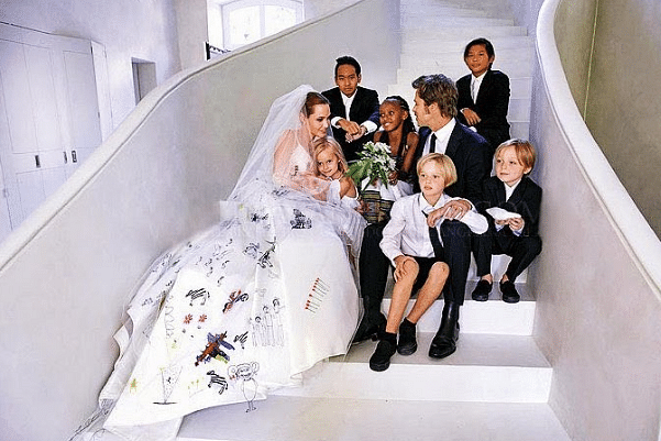 Angelina Jolie and Brad Pitt 's wedding