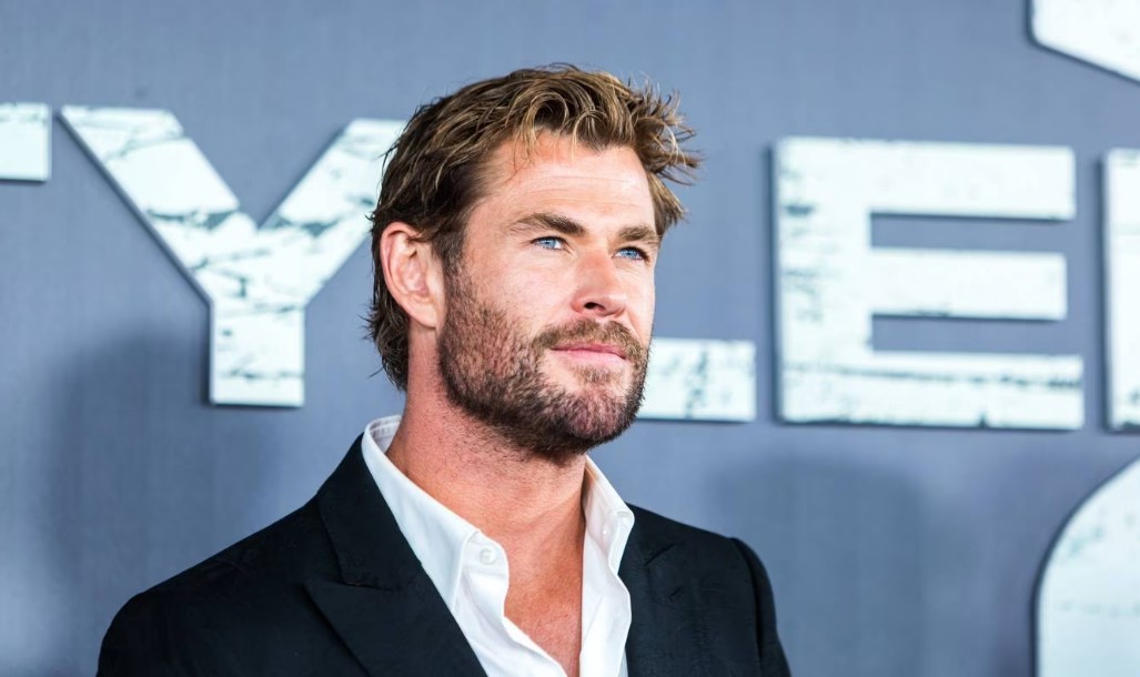 Chris Hemsworth at Extraction 2 premiere