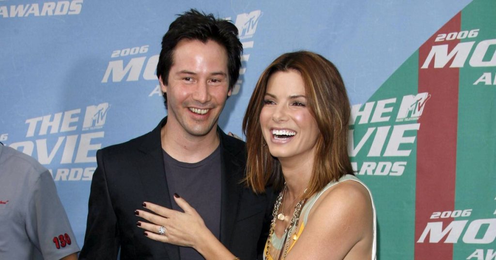 Keanu Reeves and Sandra Bullock