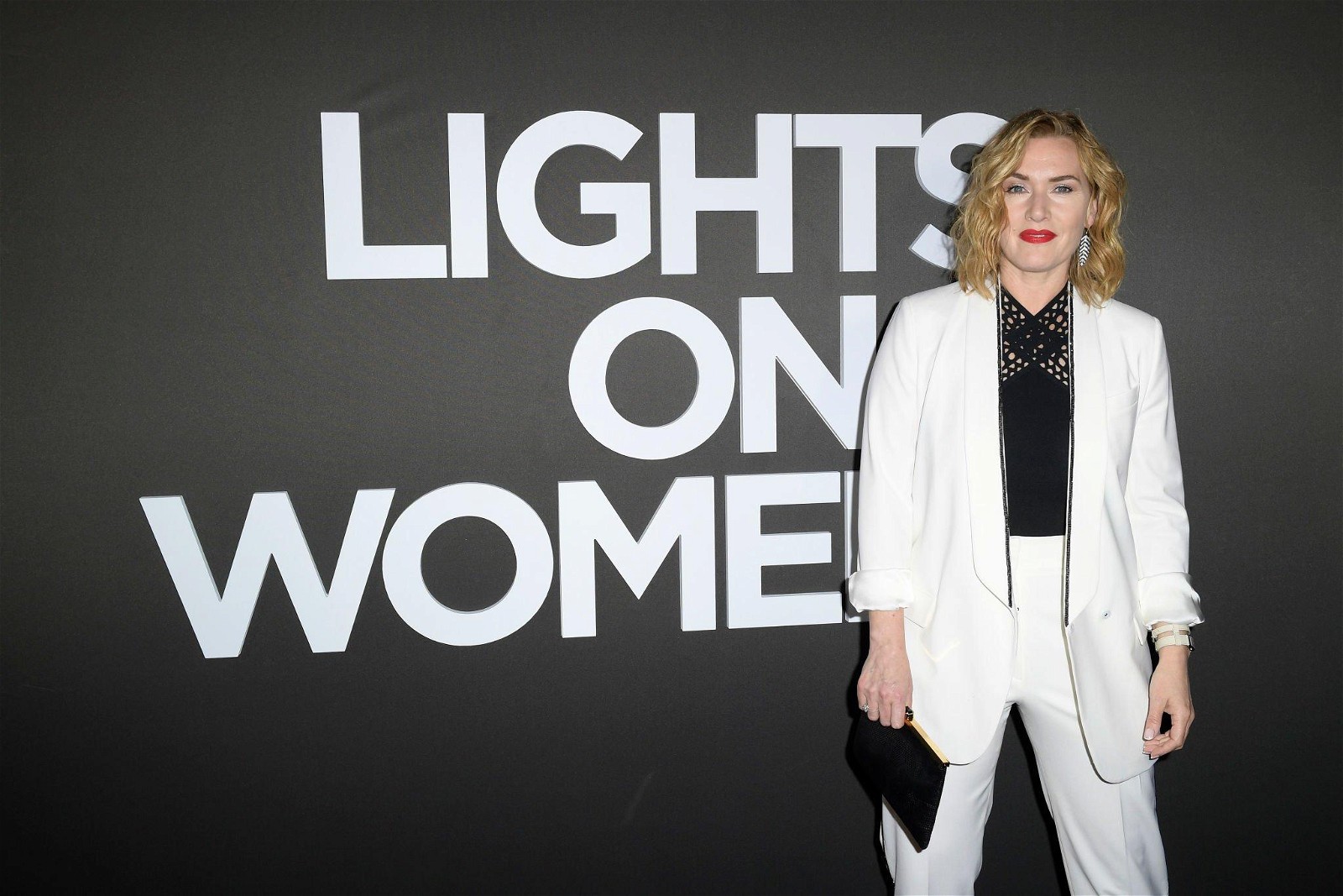 Kate Winslet Lights on Women Awards