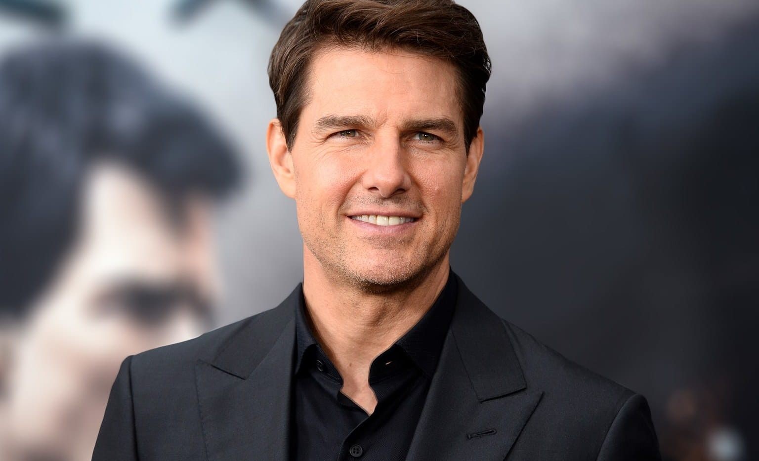 Before Tropic Thunder, Tom Cruise Displayed His Insane Acting Range in ...