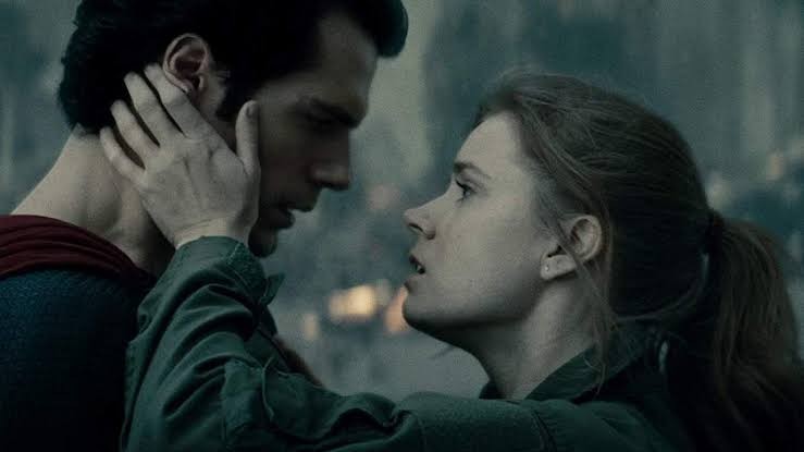 Henry Cavill and Amy Adams in Man of Steel 