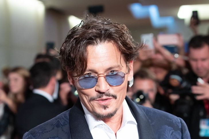 $4.5B Disney Franchise Left Shattered after Disappointing Johnny Depp ...