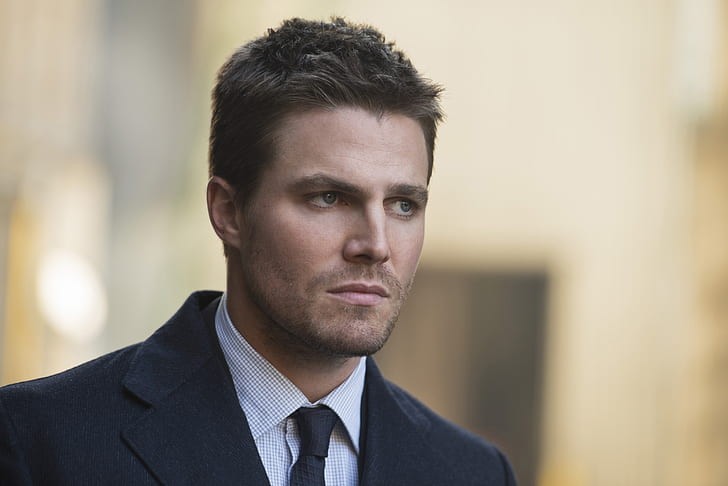 Stephen Amell is set to star is Suits L.A.