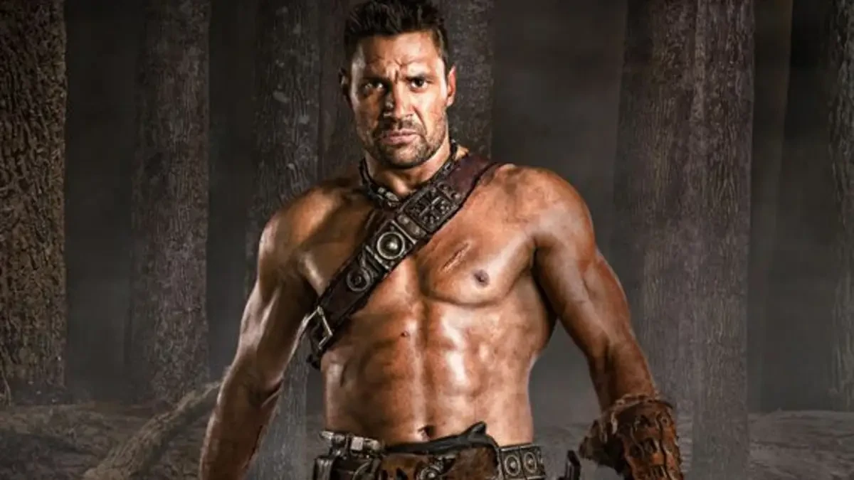 Manu Bennett finally earned his breakthrough role in Spartacus 