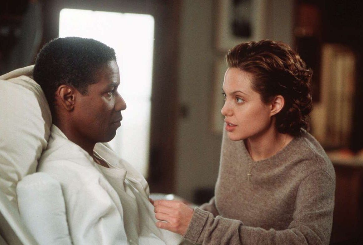 The Bone Collector (1999) starring Denzel Washington and Angelina Jolie