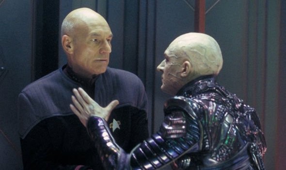 Star Trek: Tom Hardy as Shinzon and Sir Patrick Stewart as Jean-Luc Picard 