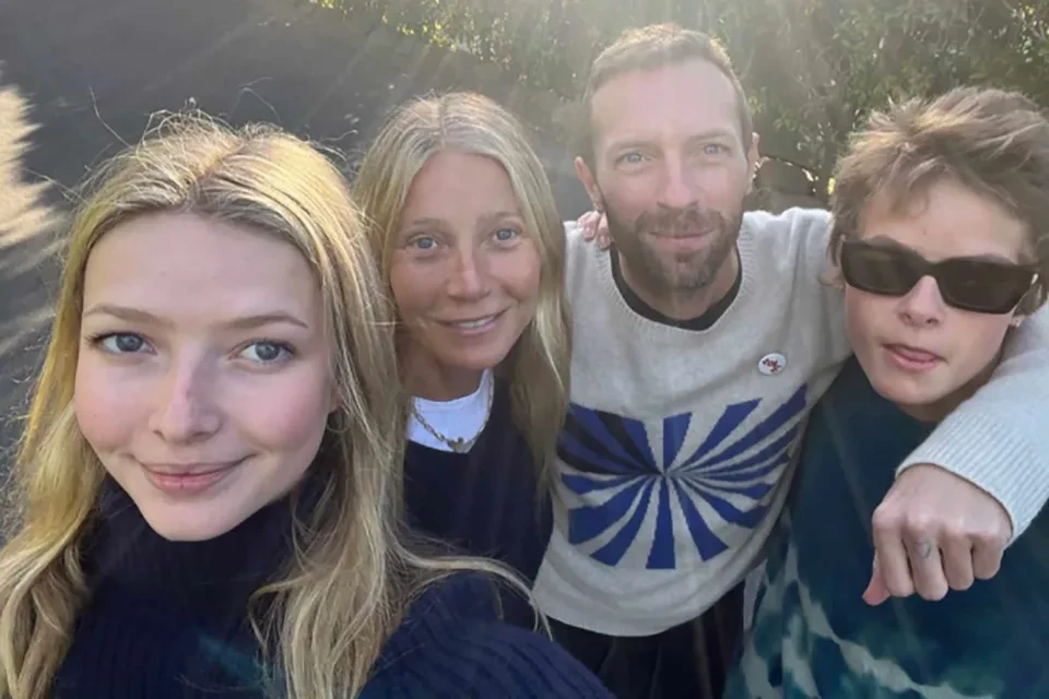 Gwyneth Paltrow along with her family