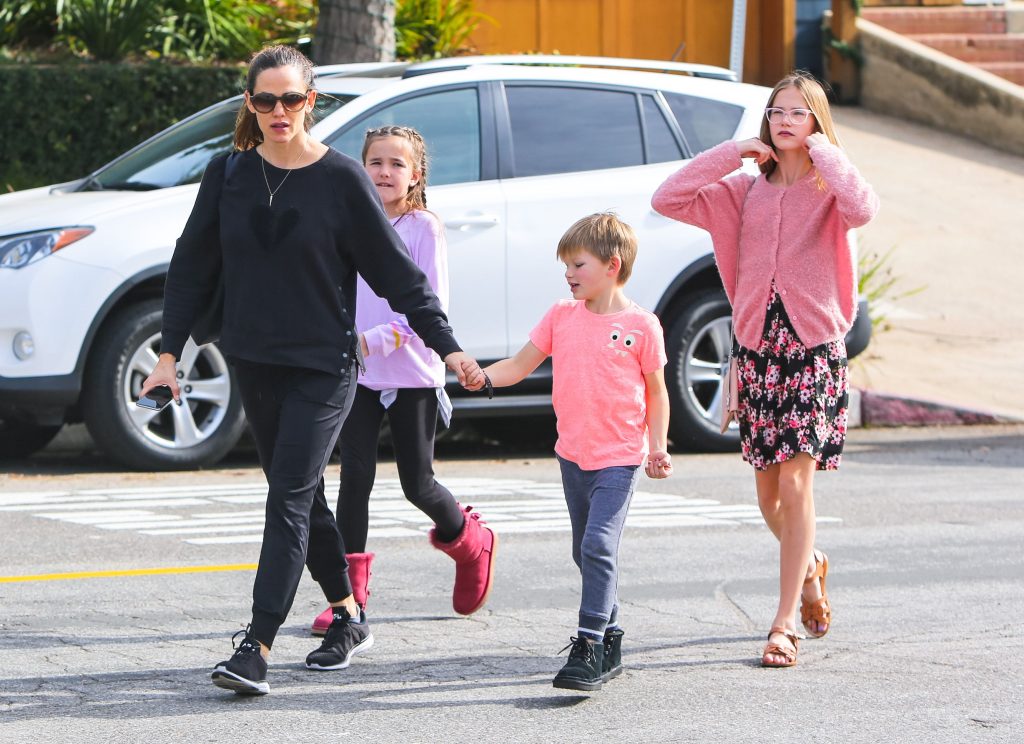 Mandatory Credit: Photo by Shutterstock (10039909j)Jennifer Garner with her children Samuel Affleck, Seraphina Affleck and Violet Affleck Jennifer Garner out and about, Los Angeles, USA - 21 Dec 2018