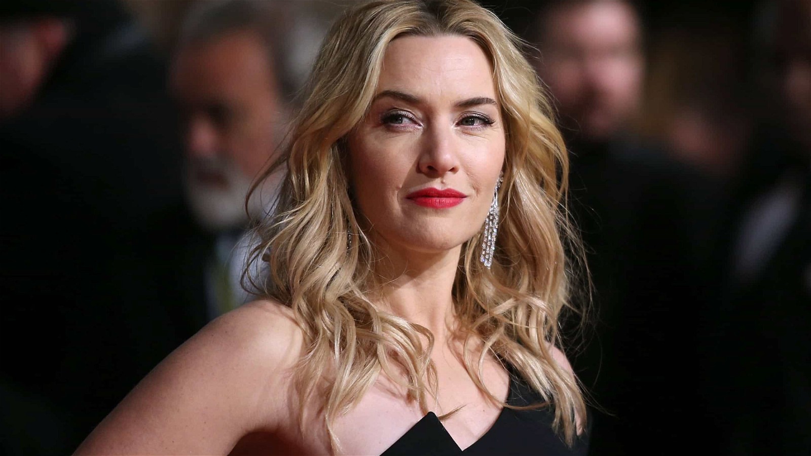 Kate Winslet speaks up about the arguments that follow LGBTQ s-x