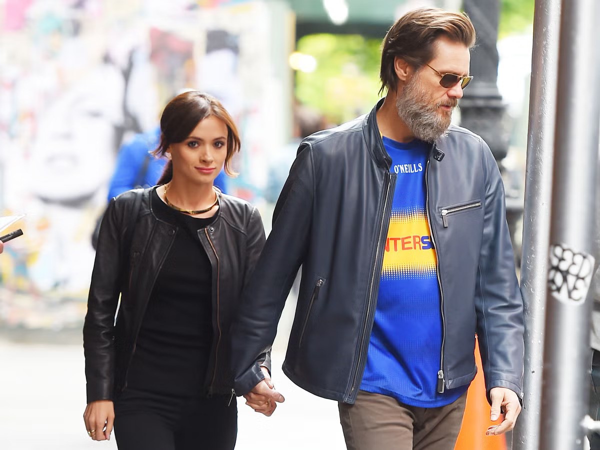Cathriona White and Jim Carrey