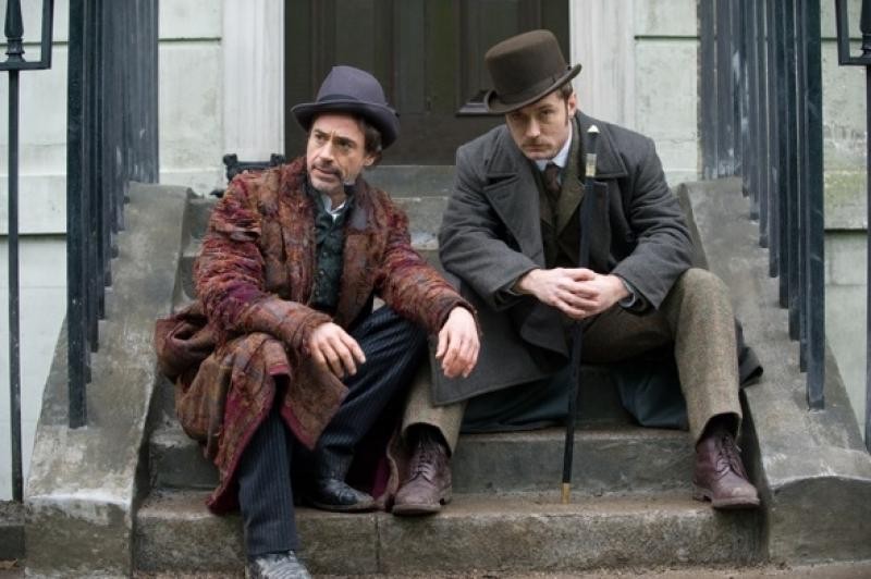 Robert Downey Jr. and Jude Law in Sherlock Holmes 