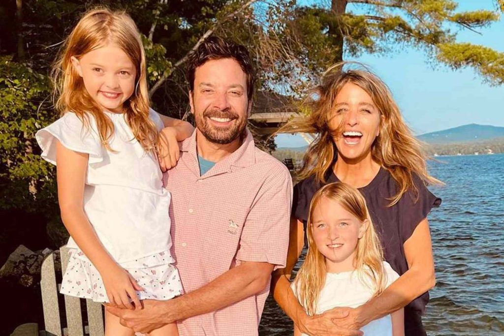 Jimmy Fallon and Nancy Juvonen with their daughters