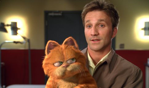 Breckin Meyer and Bill Murray in a still from Garfield- The Movie 