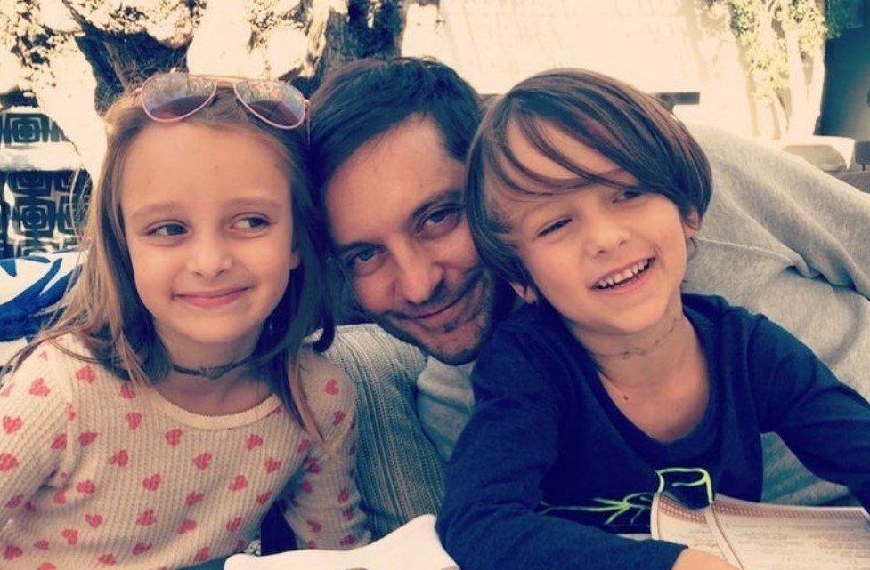 Tobey Maguire with his munchkins