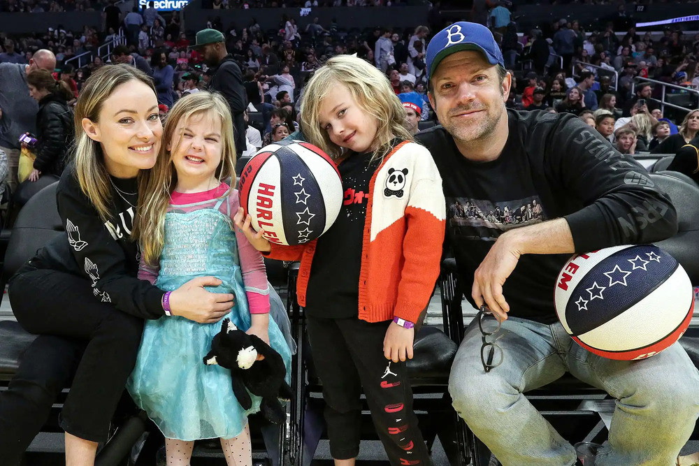 Olivia Wilde with her ex Jason Sudeikis and Family