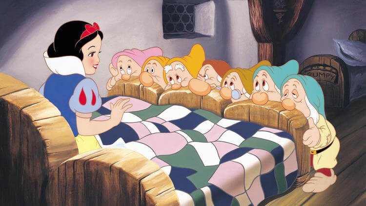 A still from the original Snow White and the Seven Dwarfs (1937)