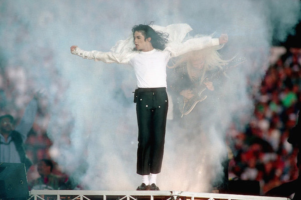 Michael Jackson in one of his live performances