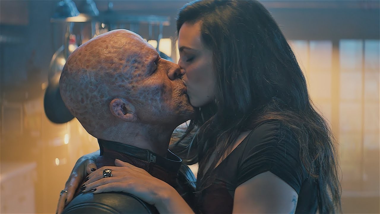 Morena Baccarin hated kissing Ryan Reynolds in Deadpool