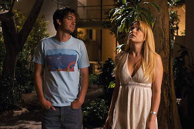 A still from Under The Silver Lake