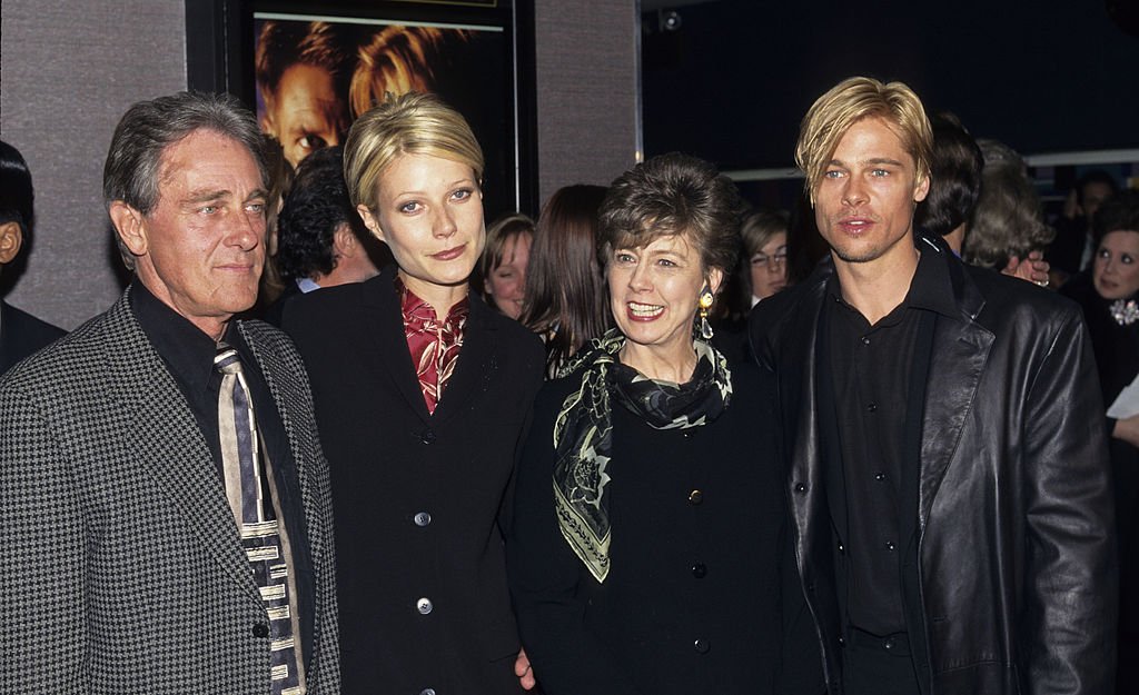 Gwyneth Paltrow and Brad Pitt with his parents