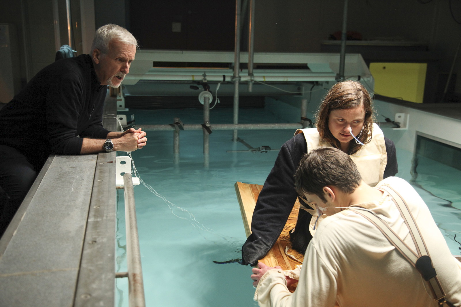 James Cameron conducts the door experiment