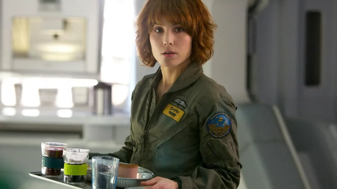 Noomi Rapace as Elizabeth Shaw in Aliens