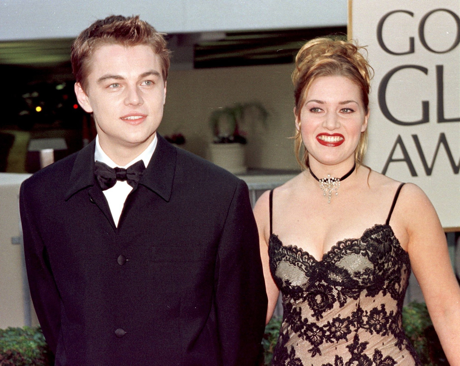 Kate Winslet and Leonardo DiCaprio 