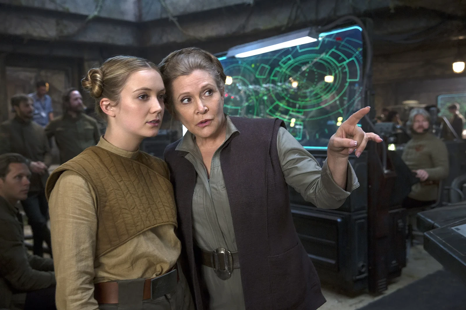 Billie Lourd and Carrie Fisher on the sets of The Force Awakens