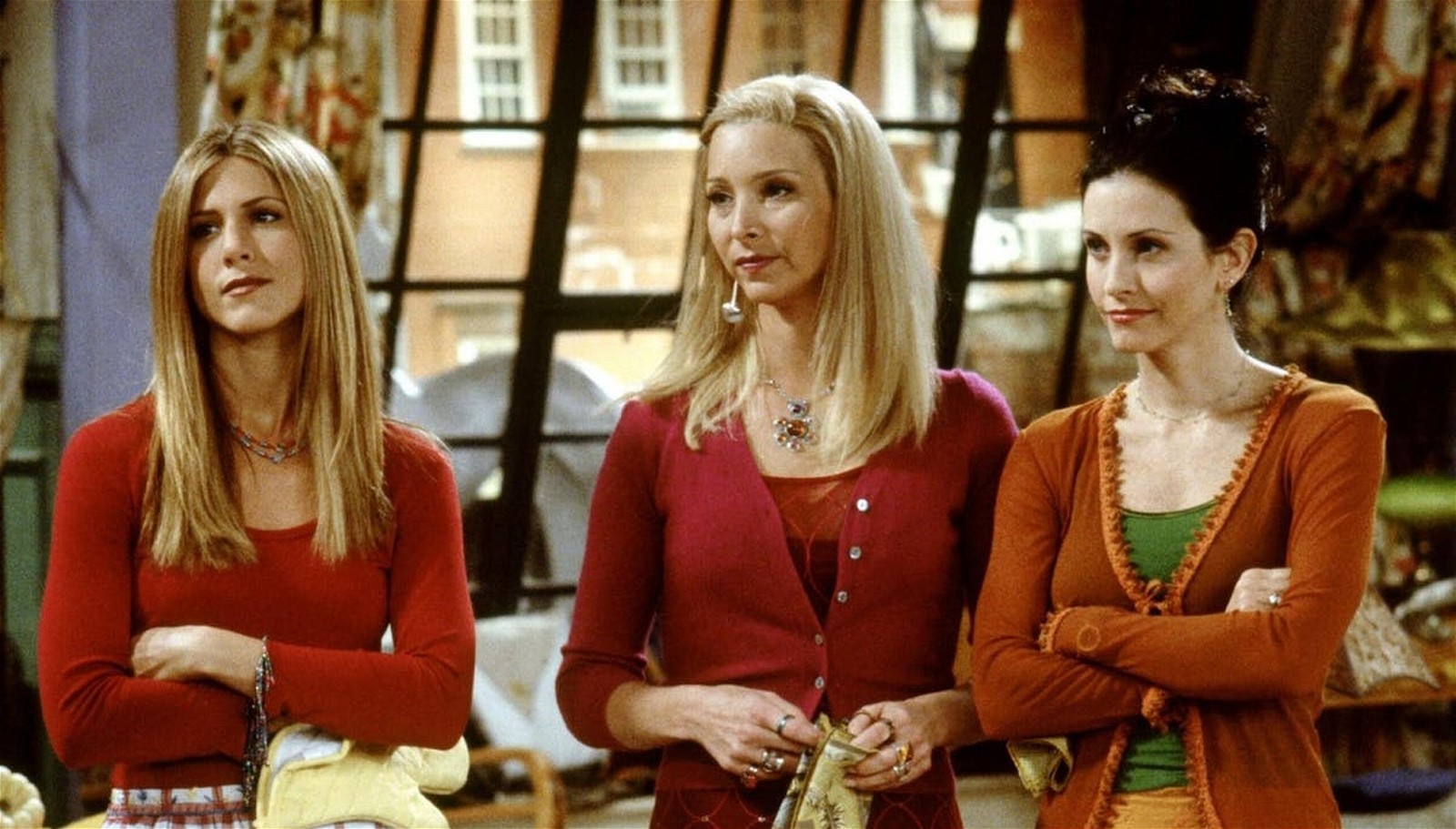 Jennifer Aniston, Lisa Kudrow, and Courtney Cox in F.R.I.E.N.D.S