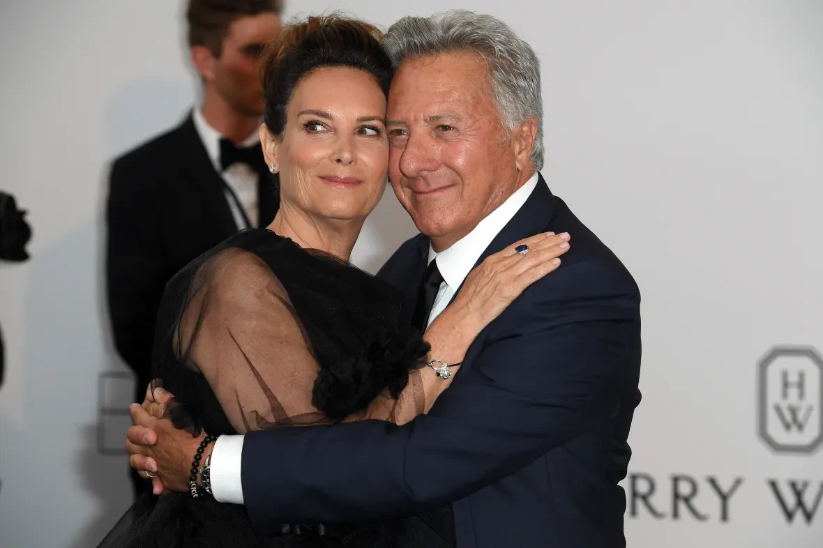 Dustin Hoffman with wife Lisa Gottsegen