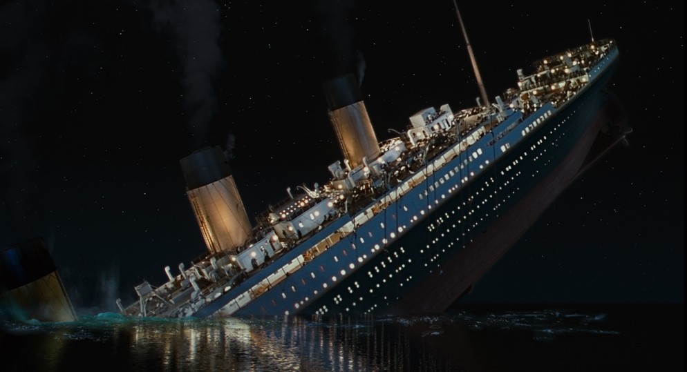 The ship sinking scene in Titanic