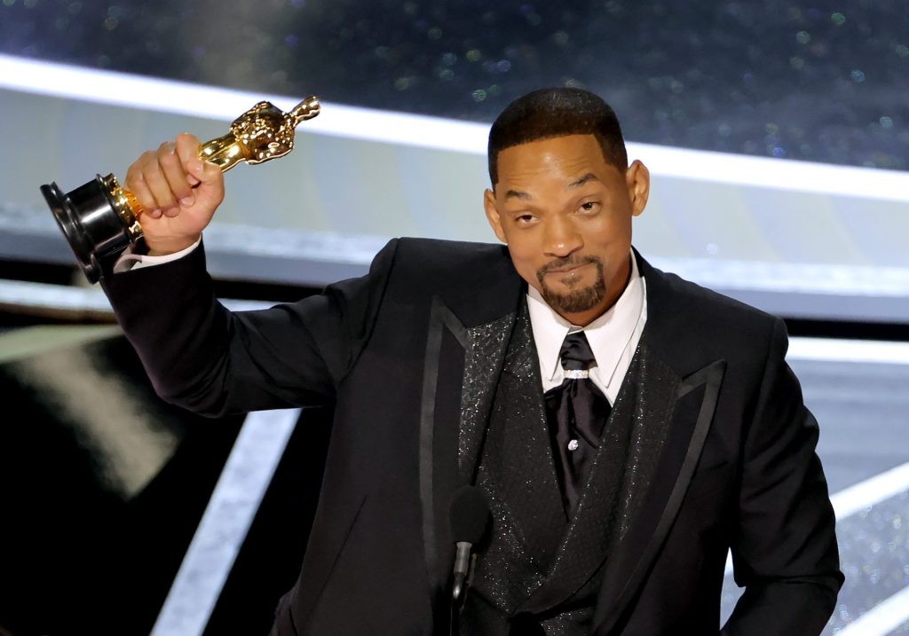 Will Smith with his Oscar trophy