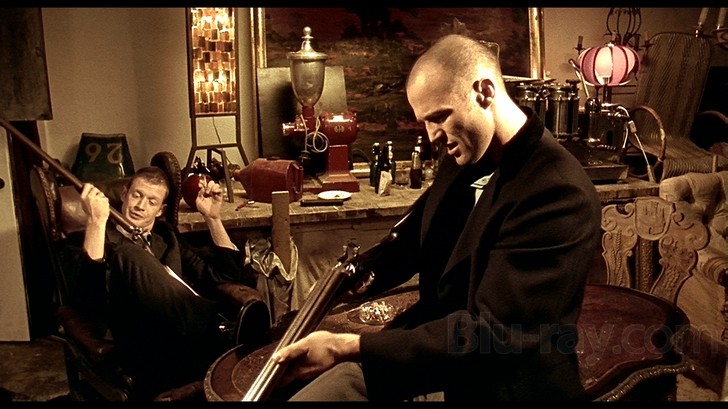 A still from Lock, Stock and Two Smoking Barrels 