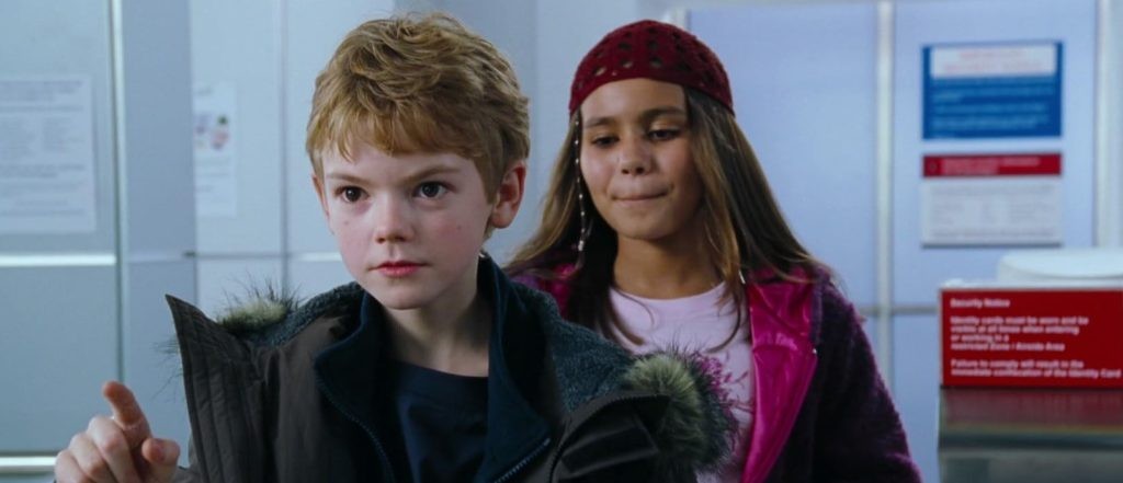 Thomas Brodie-Sangster and Olivia Olson in Love Actually (2003)