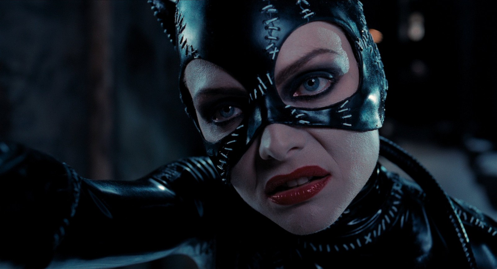 Batman Returns star Michelle Pfeiffer was studio's choice to play the lead in Basic Instinct