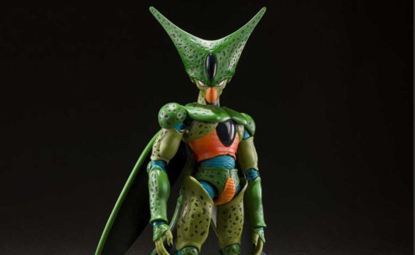 Dragon Ball Z S.H. Figuarts Cell (First Form)