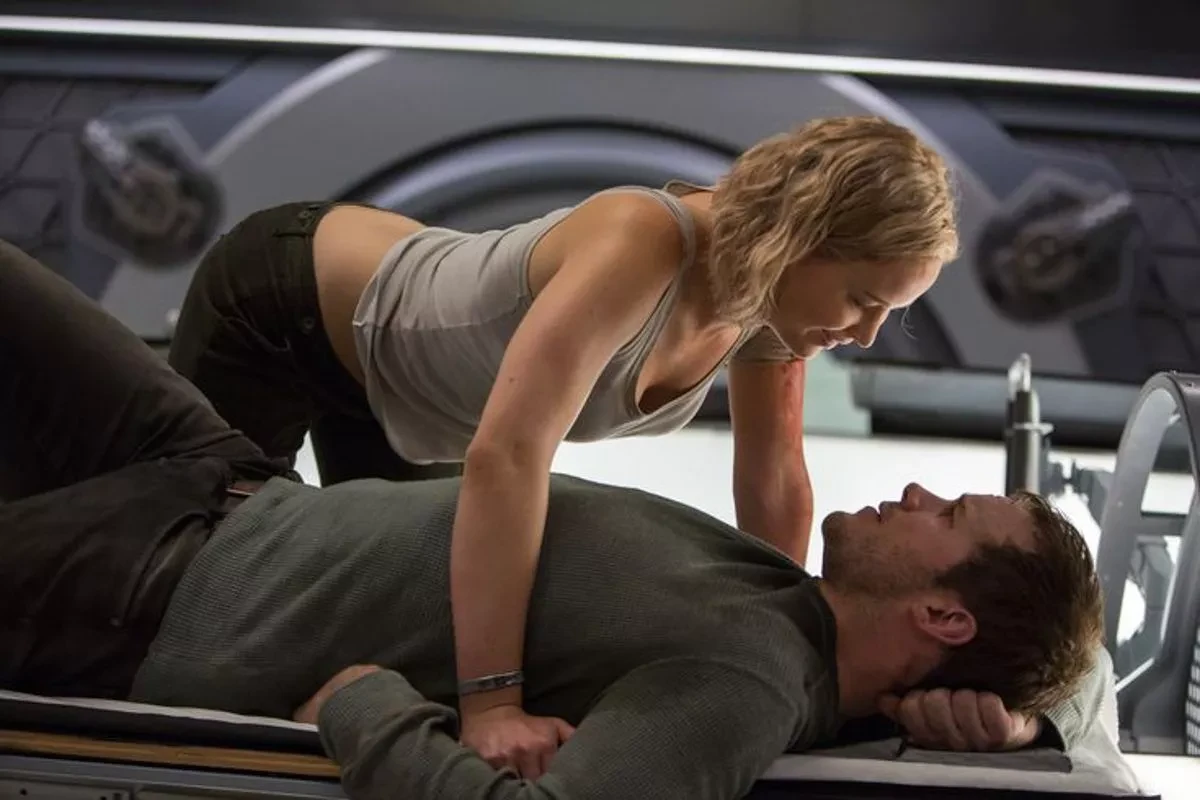 Jennifer Lawrence with Chris Pratt in the Passengers scene