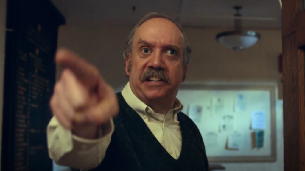 Paul Giamatti reignd supreme at the Critics Choice Awards as he won The Best Actor Award