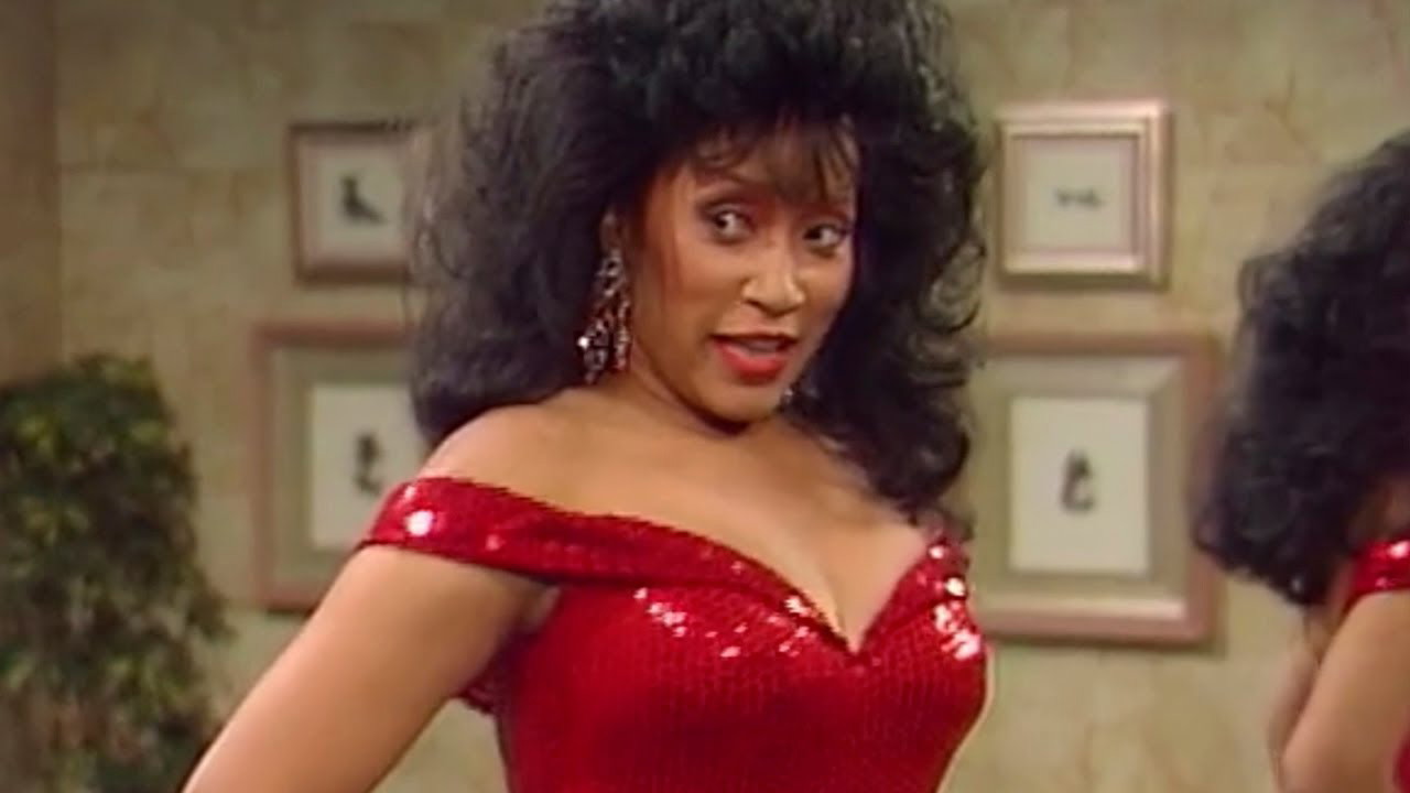Jackée Harry was the first ever Black actress to naban Emmy for Best Supporing Actress ina Cmedy Sries