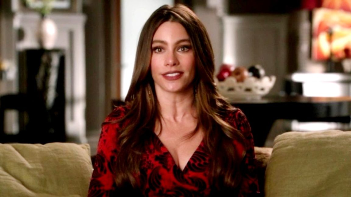 Gloria Would ve Given Her Daughter Low Self esteem Sofia Vergara Was Gloria Would ve Given Her Daughter Low Self esteem Sofia Vergara Was