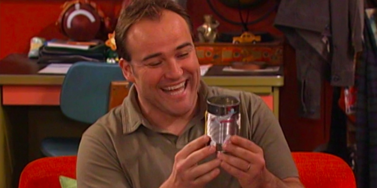 David DeLuise as Jerry Russo in Wizards of Waverly Place