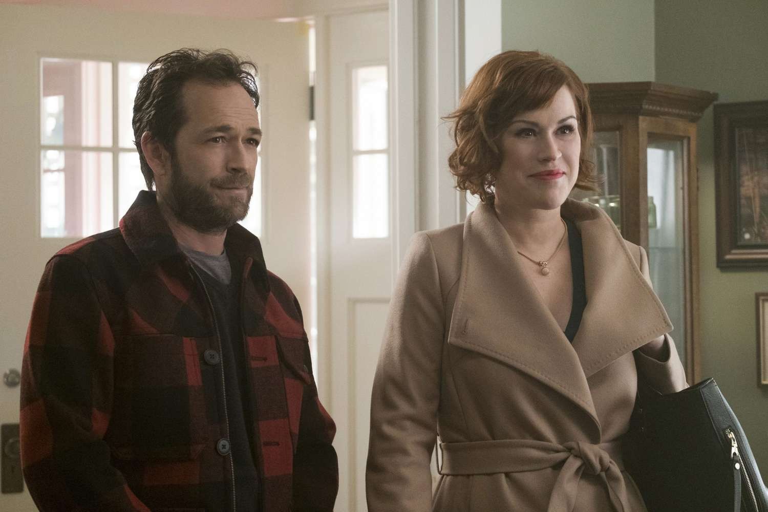 Luke Perry and Molly Ringwald in Riverdale