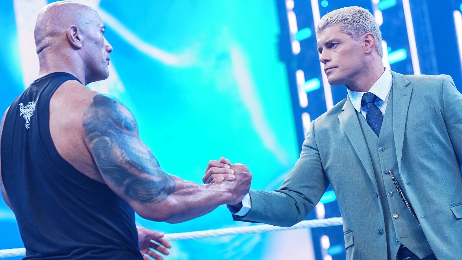 Коди Роудс все еще может встретиться с Романом Рейнсом на WrestleMania - WWE намекает на изменение планов относительно Дуэйна Джонсона на RAW
