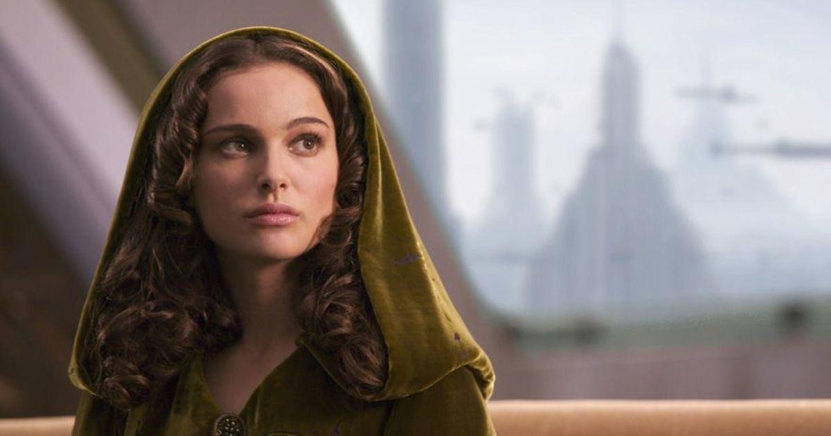 Natalie Portman as Padmé Amidala 