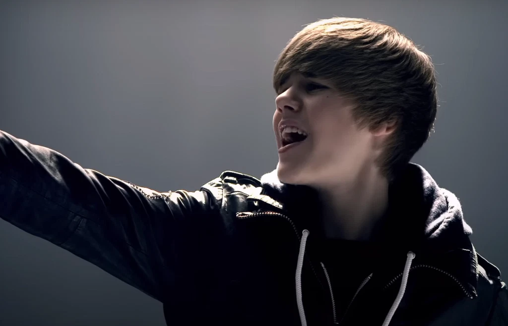 Justin Bieber - Somebody to love