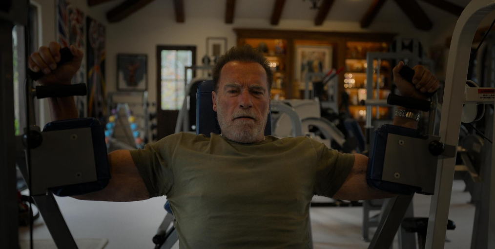 “I look at this body… They’re just hanging there”: Body Dysmorphia is Hitting Arnold Schwarzenegger Hard at 76